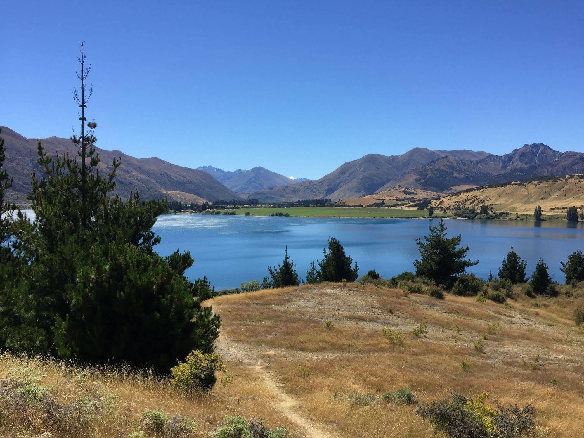Mt Gold Glamping Hotel Wanaka Ngoại thất bức ảnh