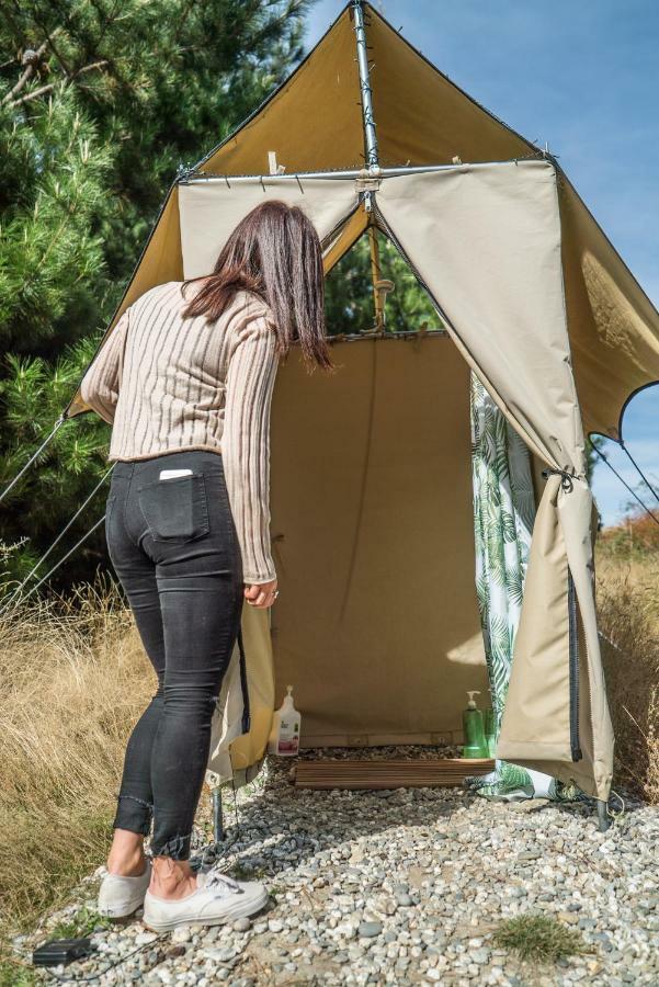 Mt Gold Glamping Hotel Wanaka Ngoại thất bức ảnh